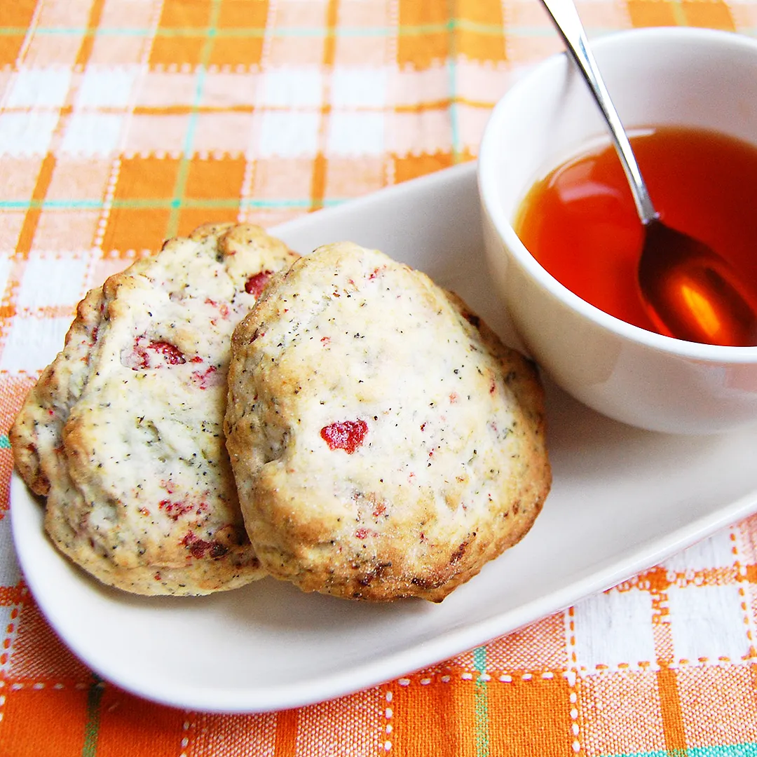 いちごと紅茶のホットビスケット