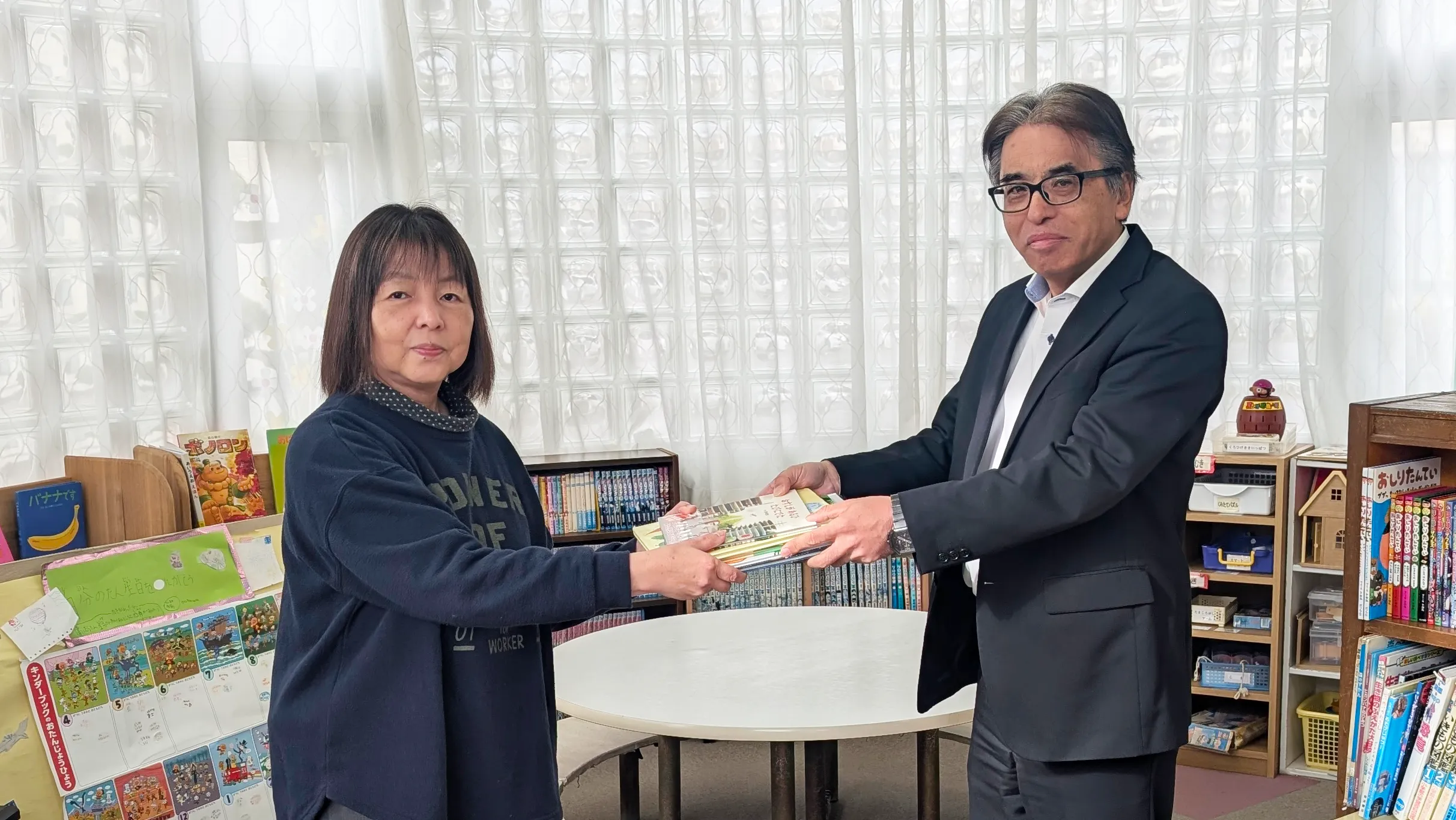 食育やSDGs関連の絵本を寄贈しました！