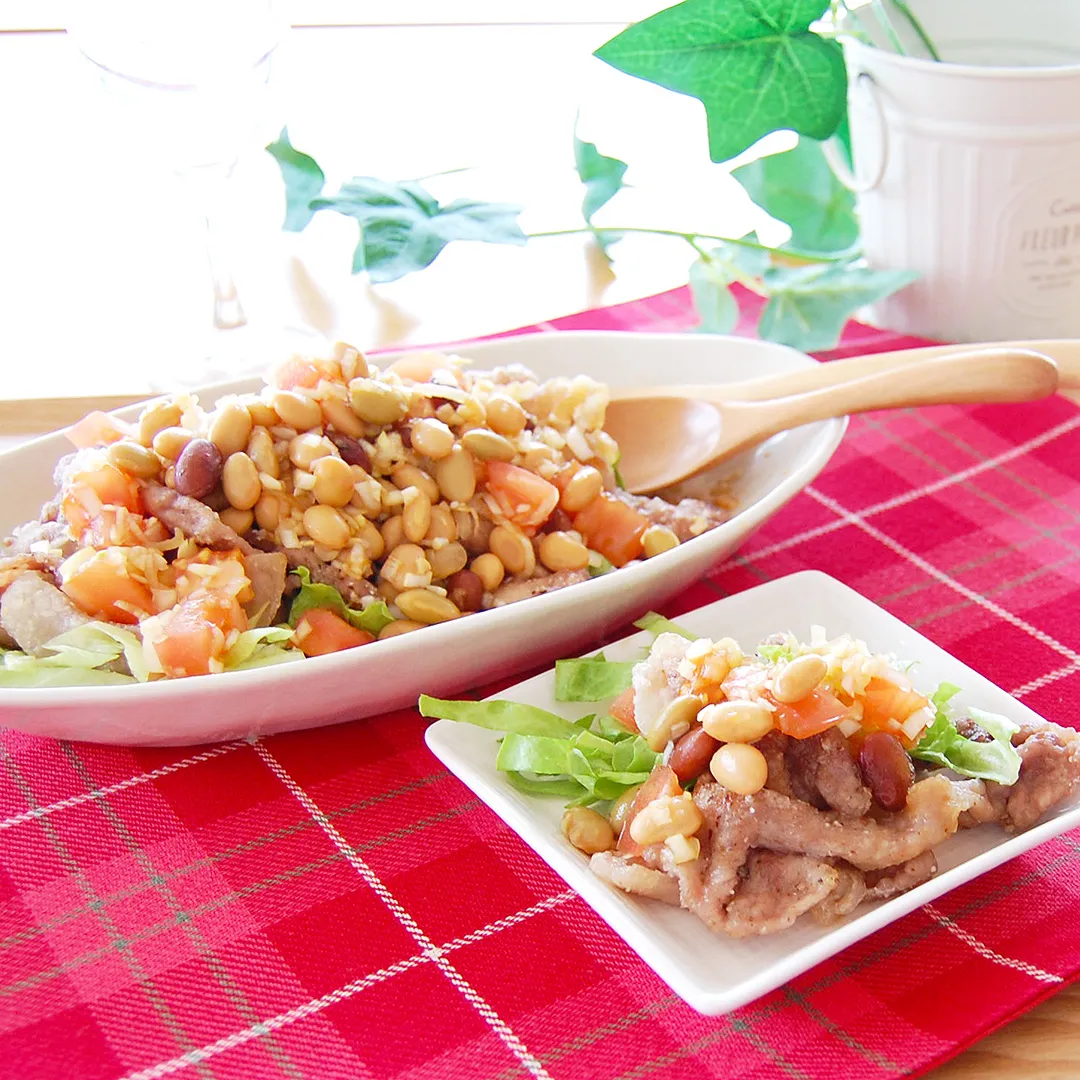 カリカリ豚とお豆のトマト香味だれ