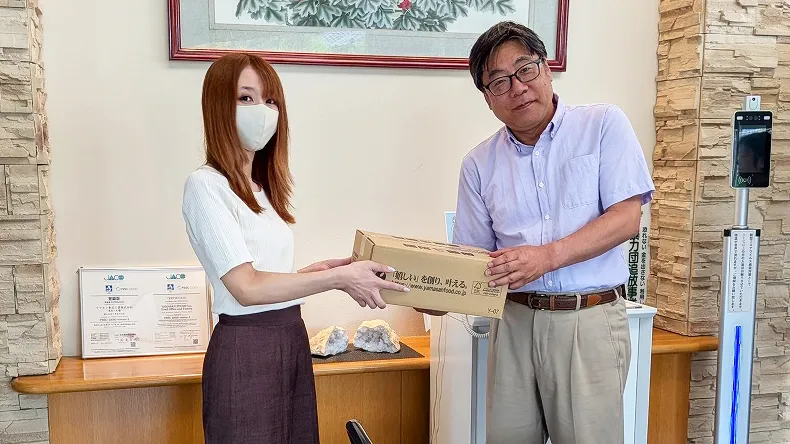 フードバンクとやまさま、香月さまへの商品寄贈